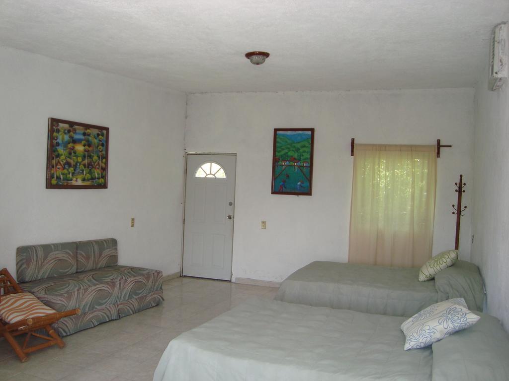 Hotel Teques Inn Tequesquitengo Szoba fotó